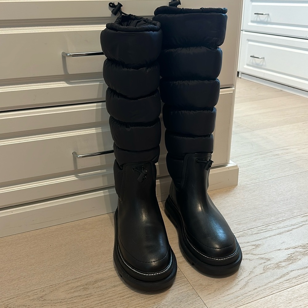 Tory Burch Black Quilted Winter Boots